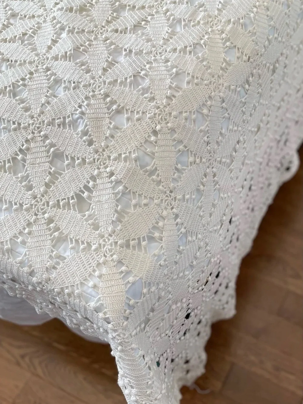 Vintage Hand Crocheted Hexagon Pattern Coverlet